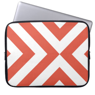 Orange und White Chevrons Laptopschutzhülle
