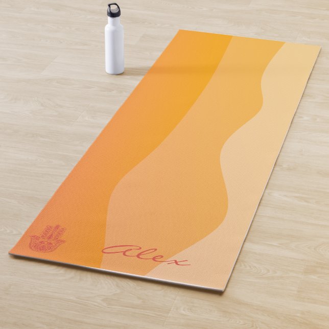 Orange Waves Simple Red Hamsa Personalisiert Yogamatte (Beispiel)