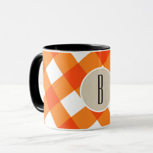 Orange Weiße Karierte Kraft Rustikale Monogramm-In Tasse
