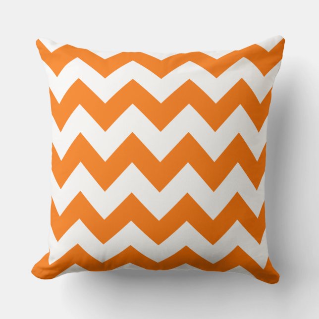 Orange Zig Zag Streifenkissen Kissen (Vorderseite)