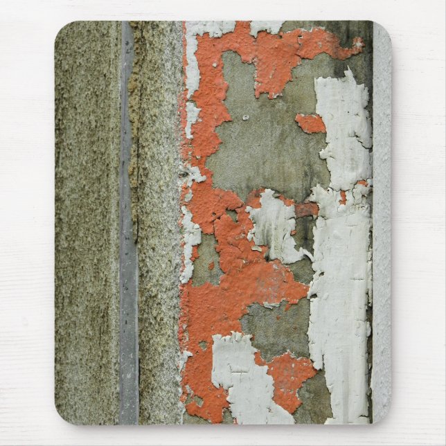 Orangefarbene Kronenfarbe auf der Betonwand Mousepad (Vorne)