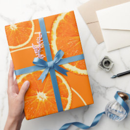 Orangefarbene Scheiben zum Feiern Geschenkpapier