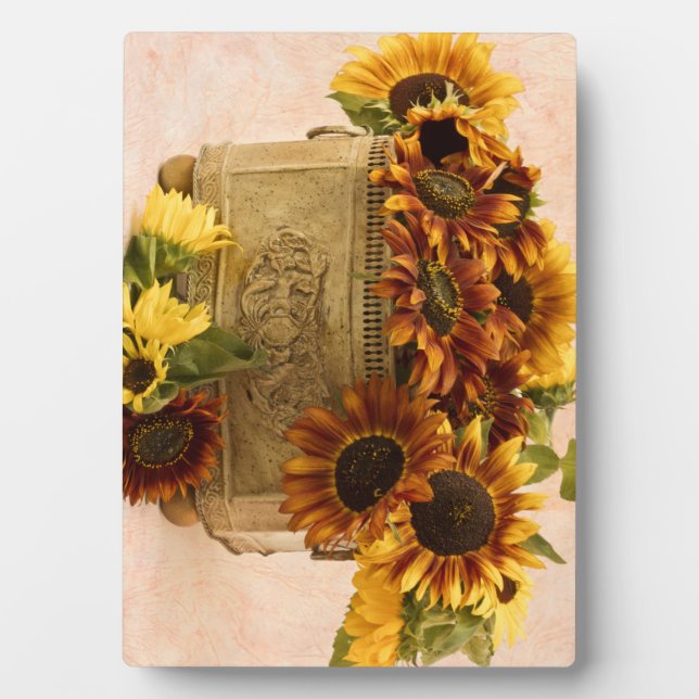 Orangefarbene Sonnenblumen im Körbchen Fotoplatte (Vorderseite)