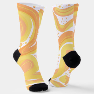 Orangefarbene und gelbe Wirbel mit Punkten Socken