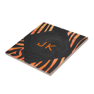 Orangefarbene und schwarze Zebra-Monogramm Fliese