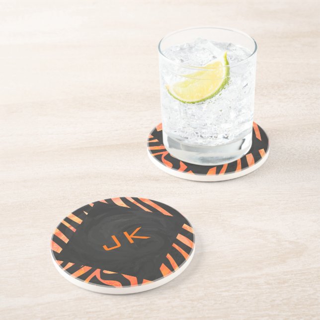Orangefarbene und schwarze Zebra-Monogramm Getränkeuntersetzer (Seite)