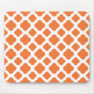 Orangefarbenes oder weißes Quatrefolienmuster Mousepad