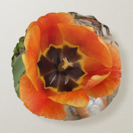 Orangefarbenes, rundes Kissen