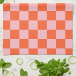 Orangefarbenes und rosafarbenes Prüfmuster Geschirrtuch<br><div class="desc">Orangefarbenes und rosafarbenes Karton-Muster in Rosa und Orange.</div>