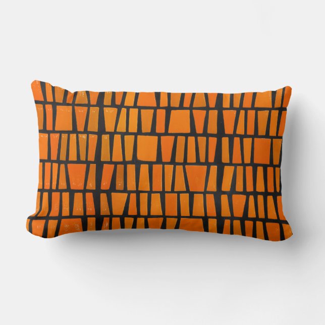 Orangefarbenes und schwarzes afrikanisches Stammes Lendenkissen (Vorderseite)