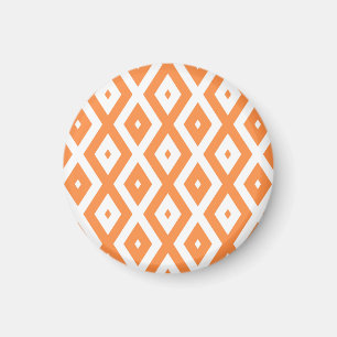 Orangefarbenes und weißes Diamantmuster Magnet