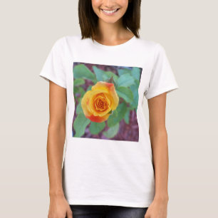 Orangelbe Rose mit Morgentau T-Shirt