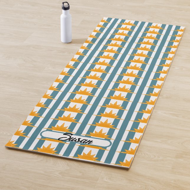 Orangelbe Sonnen auf Aquamarinen Streifen Yogamatte (Beispiel)