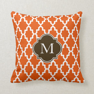 Orangen-und Brown-Marokkaner-Monogramm Kissen