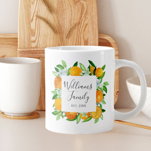 Orangene Früchte und Blumen Sommerliche Blumengest Jumbo-Tasse