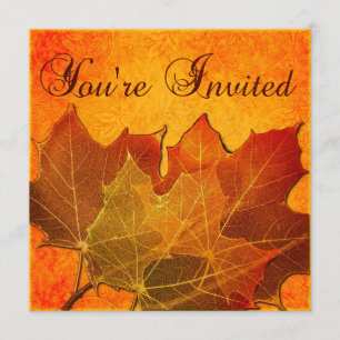 Orangene Herbstblätter Thanksgiving Brauch Einladung