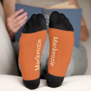 Orangener Creme Personalisierter Name Monogramm Un Socken