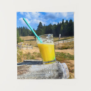 Orangensaft im Freien – Naturwald-Fotografie Wandteppich