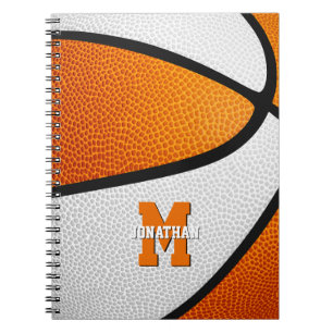 Orangenweiße Mannschaft farbig Jungs Basketball Notizblock