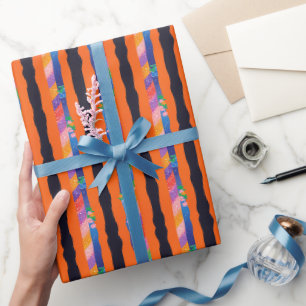 Oranges Blumen-Wellenstreifen-Muster Geschenkpapier