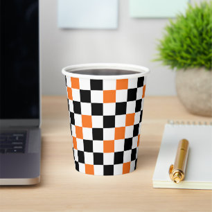 Oranges Schwarz Weiß Kariertes Musterdesign  Pappbecher