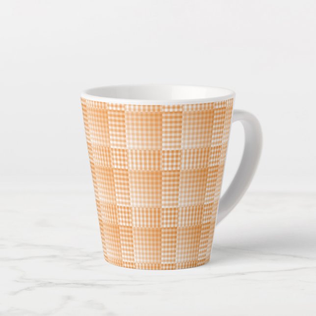 Oranges Weißes Schachbrett Abstract Pattern Milchtasse (Rechte Ecke)