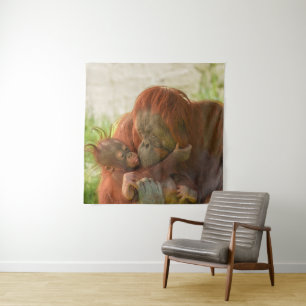 Orangutan Mother Tender Moments Wandteppich