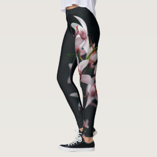 Orchidee Blume Schwarzer Hintergrund Leggings