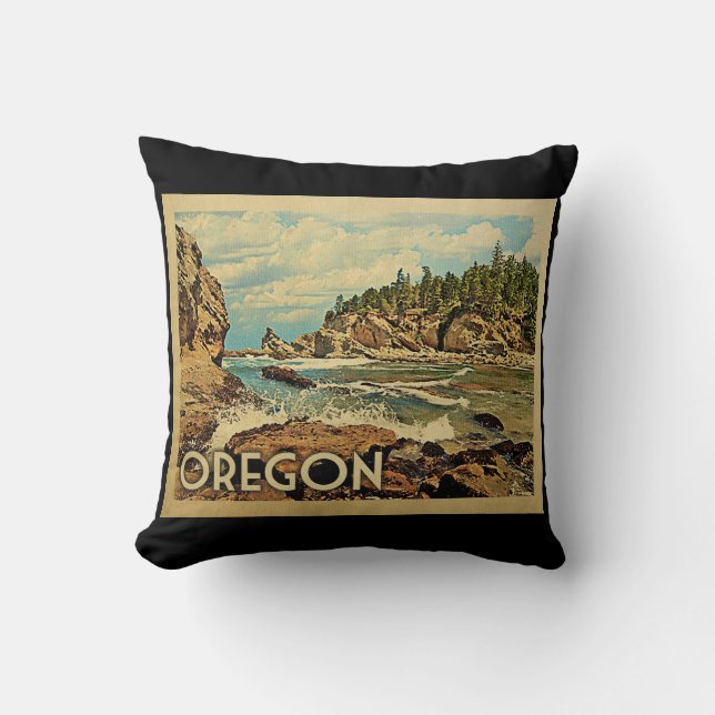 Oregon Beach Cliffs Vintage Kissen (Vorderseite)