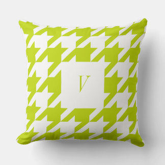 Oreiller à lancer monogrammé de céleri Houndstooth