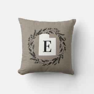Oreiller à lancer Utah Rustic Wreath Monogram