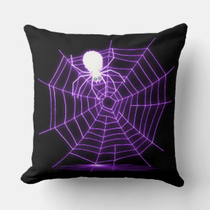 Oreiller à lancer Web pour l'Halloween noir et vio