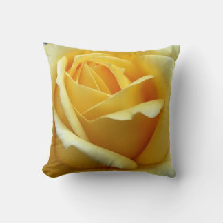 Oreiller d'art floral rose vintage élégant