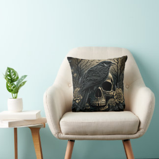 Oreiller de design tête de mort et corbeau
