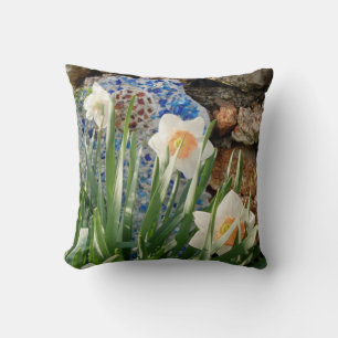 Oreiller de jardin aux jonquilles blanches