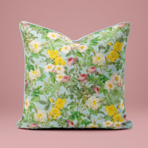 Oreiller de jardin vintage rose dans un doux sauge