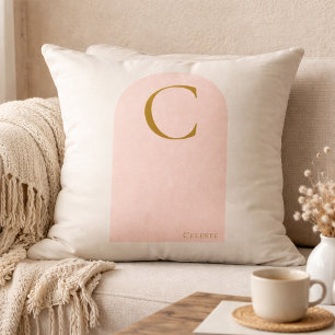 Oreiller jeté au monogramme en arche rose