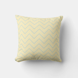 Oreiller jeté jaune à chevrons bleu bébé en crème