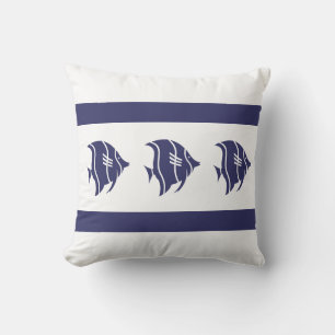 oreiller poisson marine sur fond blanc décoration 