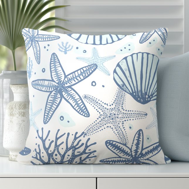 Oreillers bleu étoile (Discover Gorgeous Coastal Throw Pillows by Totally Coast.)