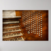 Organist - Bereit an den Kontrollen