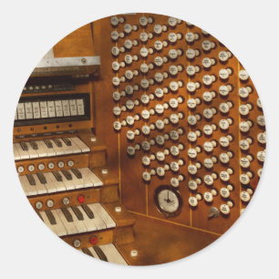Organist - Bereit an den Kontrollen Runder Aufkleber