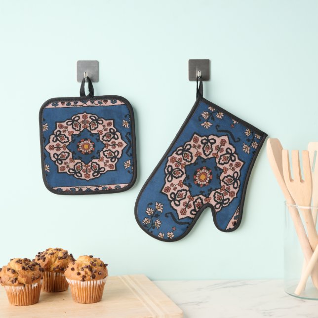 Oriental Blue Persian Türkisches Teppichmuster Ofenhandschuh & Topflappen-Set (Insitu (Hängend))