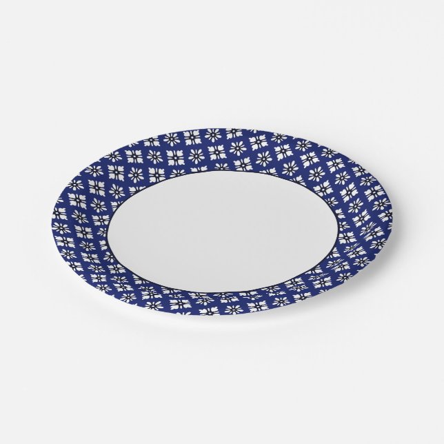 Oriental Indigo White Katazome Blume Muster Pappteller (Schrägansicht)