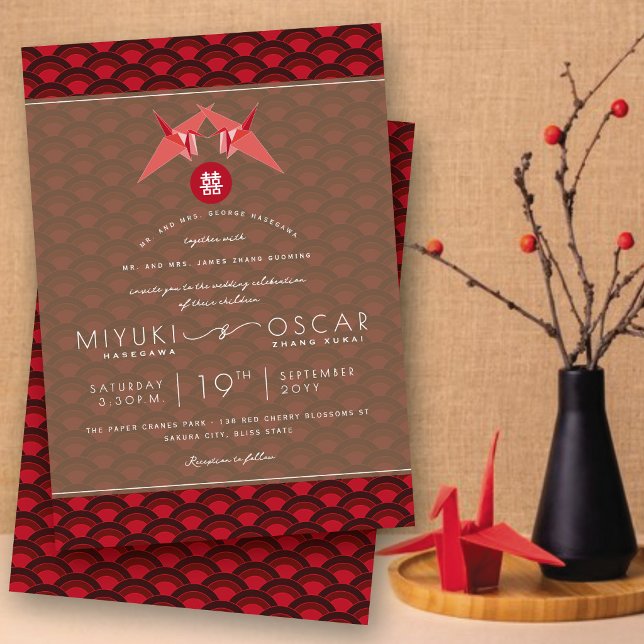 Origami Red Paper Cranes Scallop Asiatische Hochze Einladung (Origami Red Paper Cranes & Scallop Pattern 囍 Asian Chinese Wedding Invitation @ fatfatin_red_knot)