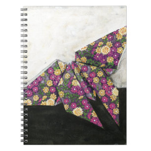 Origami Schmetterling auf Blumenpapier Notizblock