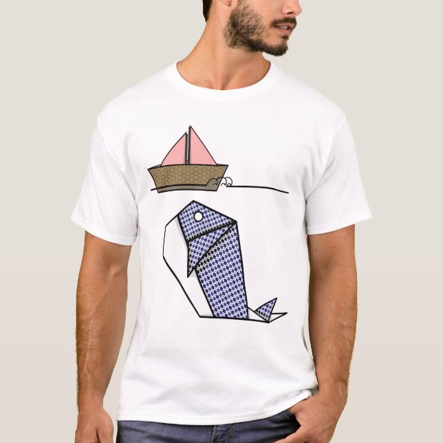 Origami Whale unter Papierboot T-Shirt (Vorderseite)