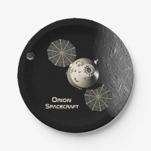 Orion Spacecraft am Lunar Pappteller
