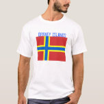 Orkney-Insel-Flaggen-T - Shirt<br><div class="desc">Das Orkneys sind eine Gruppe Inseln vor der Nordküste von Schottland. Dieses Archipel bekannt für das Aufwerfen der Schafe und des Fischens sowie den Standort einer neolithischen Gemeinschaft. Ihr T - Shirt hat eine große Flagge der Orkney-Inseln unter der Benennung: Orkney-Inseln. Da wenige Leute wissen, wo diese sind, sind sie...</div>