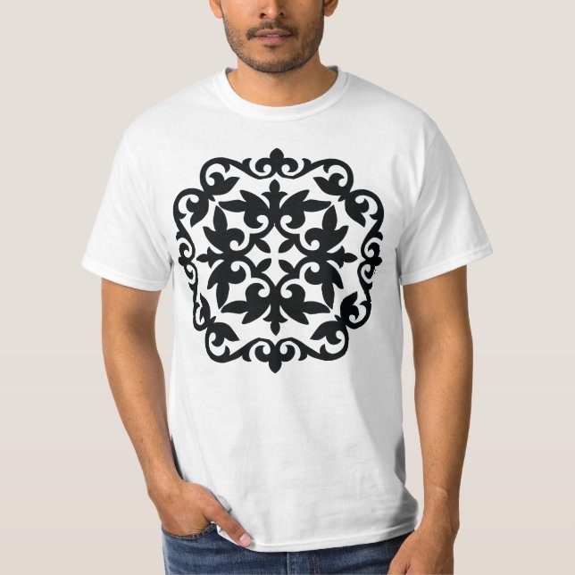 Ornamental Floral Design T-Shirt (Vorderseite)